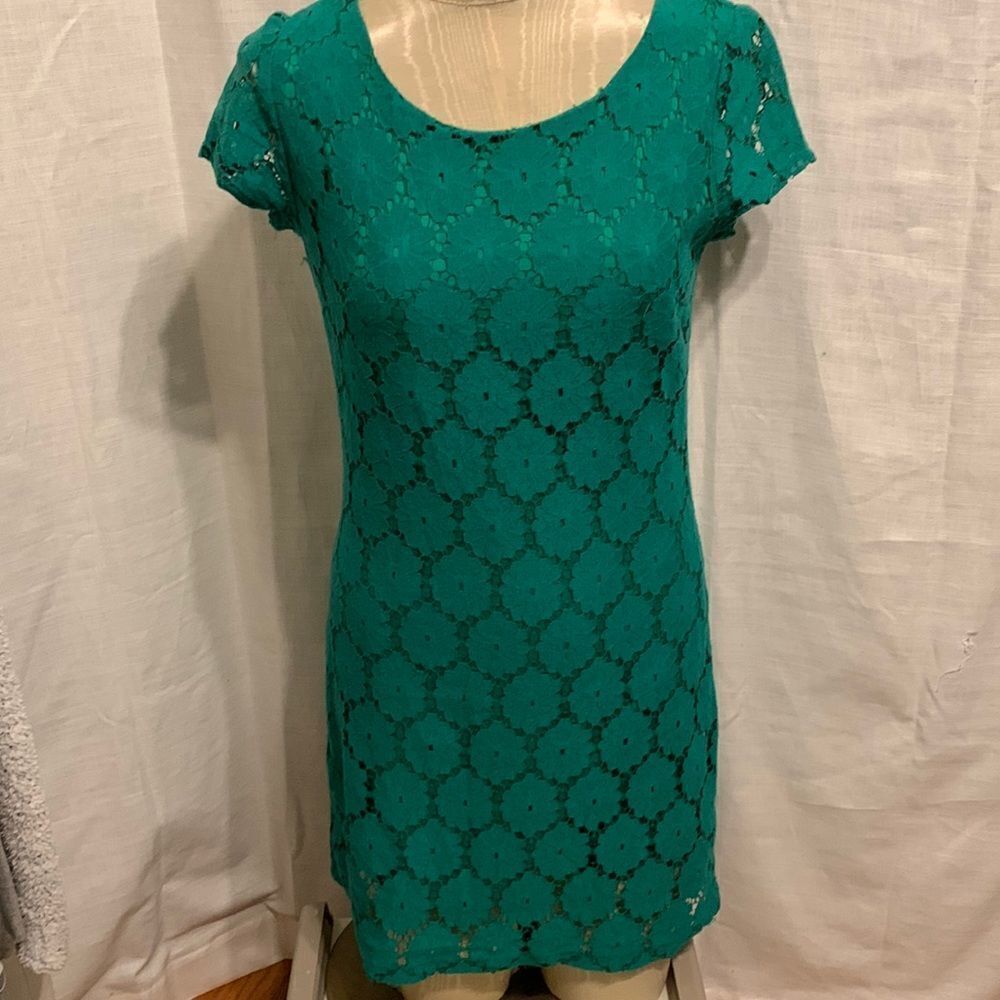 Xhilaration XS green dress, lace overlay with green lining